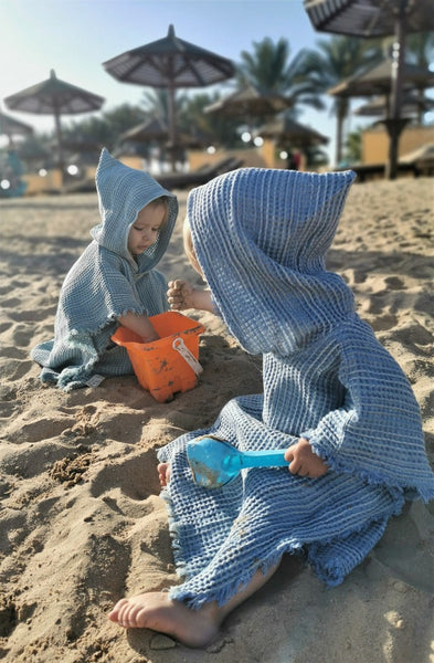 Linen Poncho. Ocean Blue