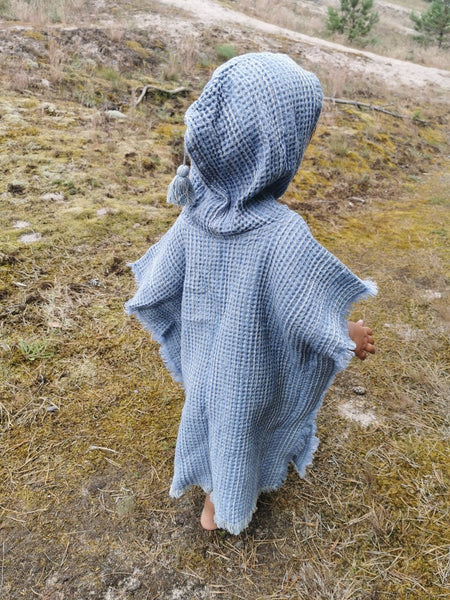 Linen Poncho. Ocean Blue