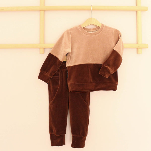 Velour Tracksuit. Brownish